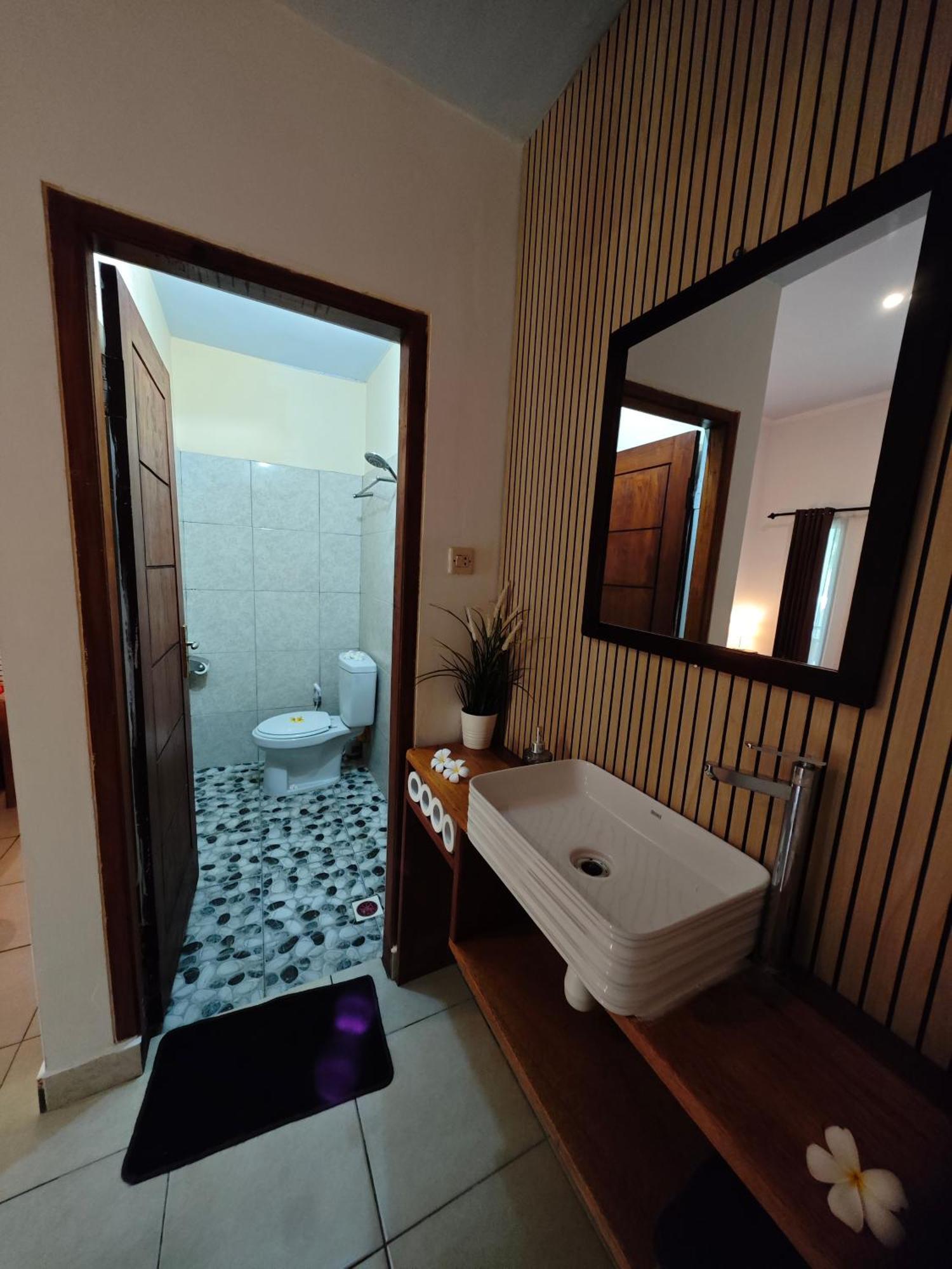 Surf Camp 79 Hotel Kuta  Cameră foto
